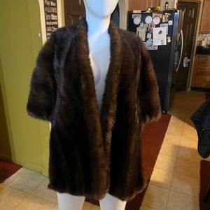 Vintage fur stow